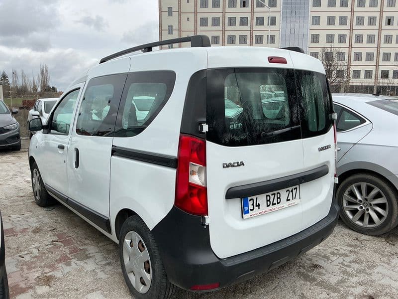 DOKKER COMBI AMBIANCE 1.5 DCI 90 BG 9