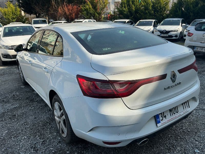 MEGANE SEDAN JOY 1.5 DCI EDC 110 BG 8