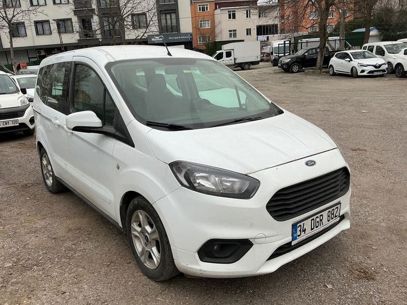 TOURNEO COURIER KOMBI MCA 1.5 L TDCI 100PS DELUXE (6.2) 9