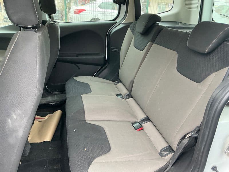 TOURNEO COURIER KOMBI MCA 1.5 L TDCI 100PS DELUXE (6.2) 8