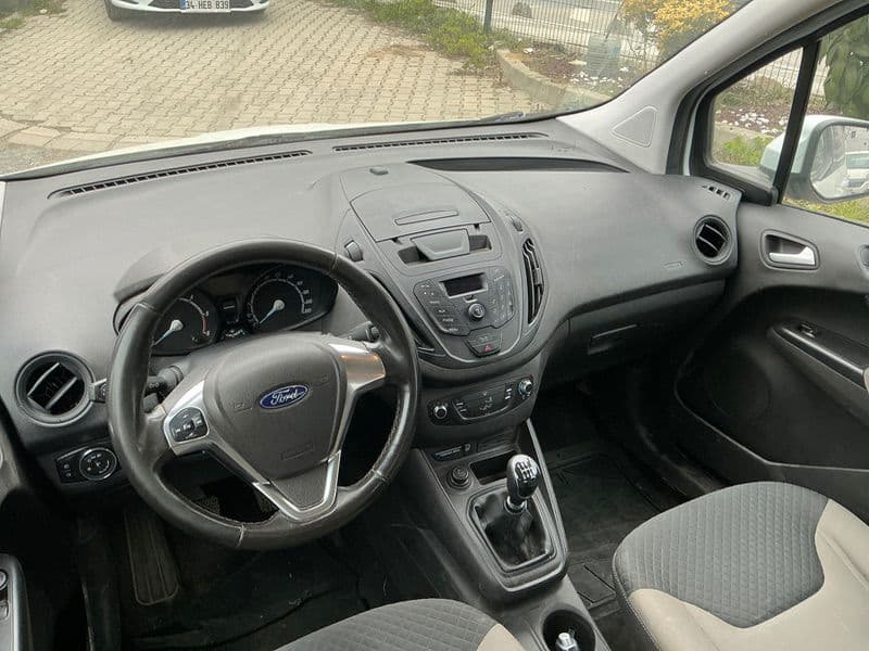 TOURNEO COURIER KOMBI MCA 1.5 L TDCI 100PS DELUXE (6.2) 7